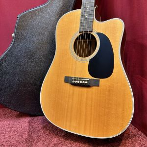 Martin 【試奏動画あり】 DC-28E '15 【驚きの鳴りと深み!!】【生産完了モデル】【送料当社負担】【池袋店在庫品】