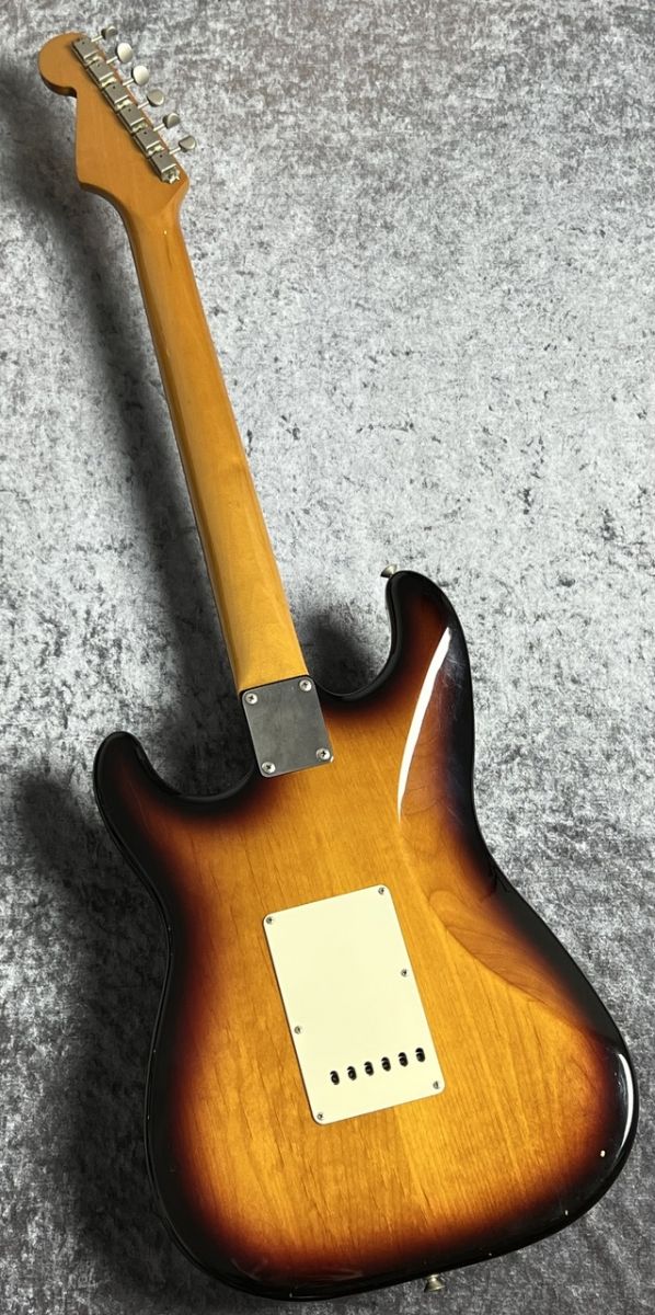 American Vintage 62 Stratocaster 3-Tone Subrust ≒3.66kg