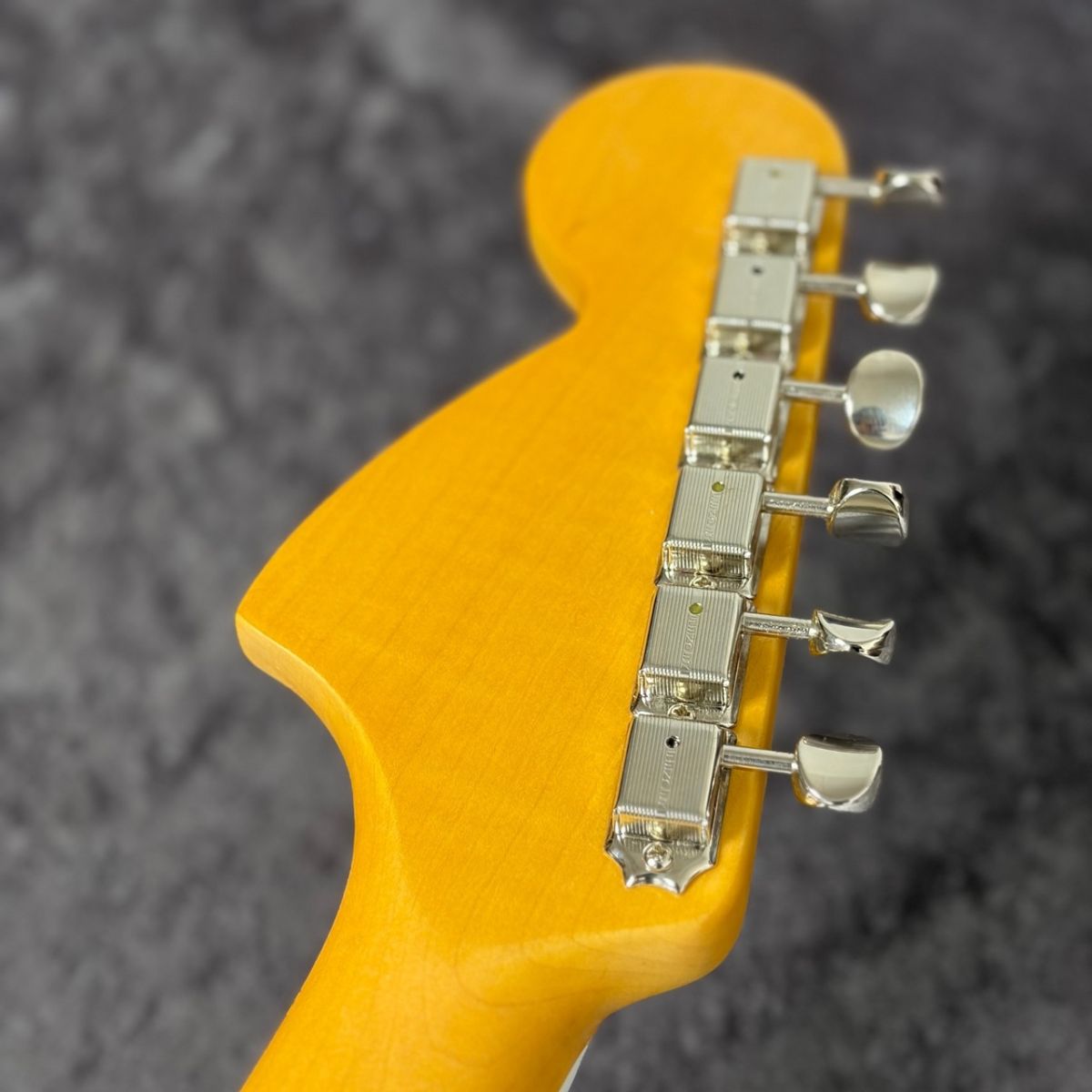 FSR Limited Edition American Vintage II 1966 Jazzmaster 3A Flame