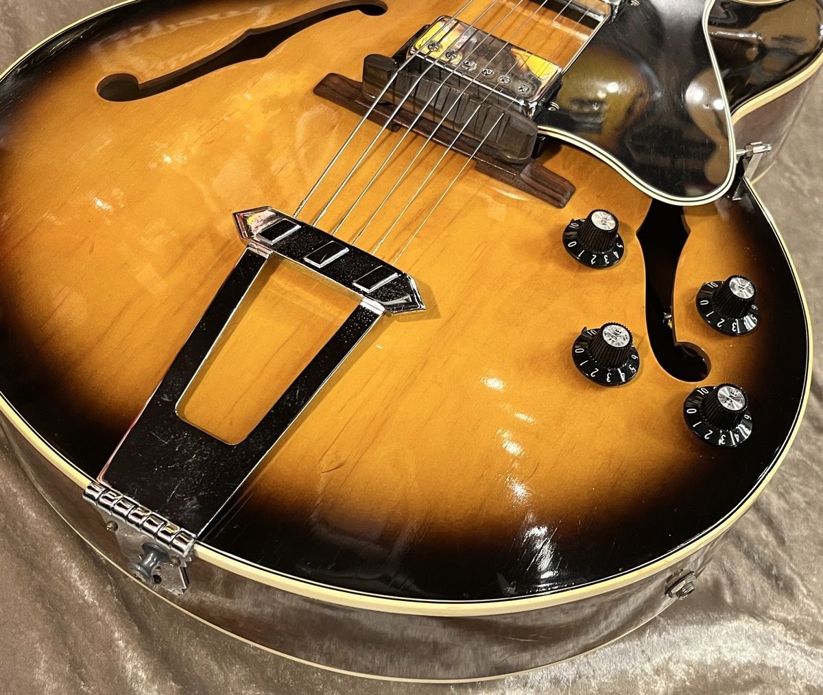 Gibson 1976年製　ES-175T レアギター状態良好ヴィンテージ Gibson ES-175T 1976 - 1979 | Reverb Canada
