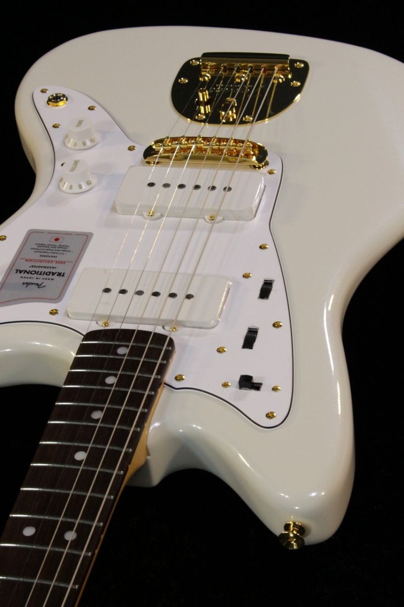 MIJ Traditional 2025 Collection '60s Jazzmaster White Pearl