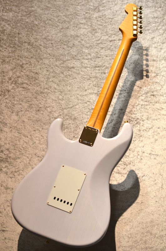 Limited Edition American Vintage II 1957 Stratocaster 3A Flame