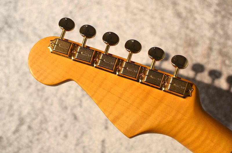 Limited Edition American Vintage II 1957 Stratocaster 3A Flame