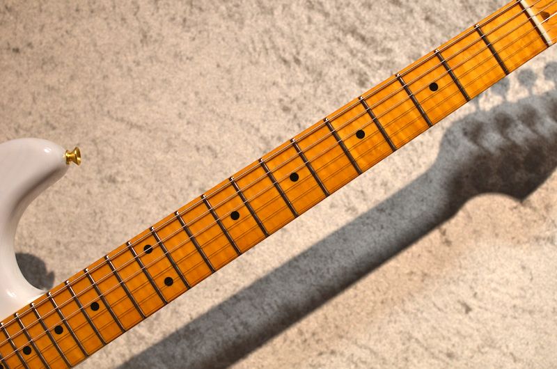 Limited Edition American Vintage II 1957 Stratocaster 3A Flame