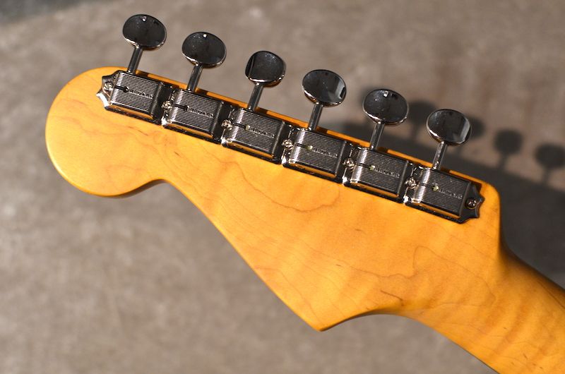 Limited Edition American Vintage II 1961 Stratocaster 3A Flame