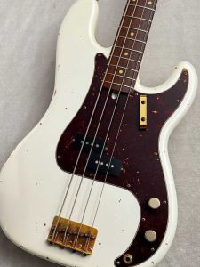 Freedom Bass 4弦 Freedom Bass 4弦 Freedomの新作4弦が2本とも素晴らしすぎ。音を聴いて