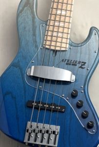 ナチュラル / 木目 系、メイプル指板のベース検索結果一覧