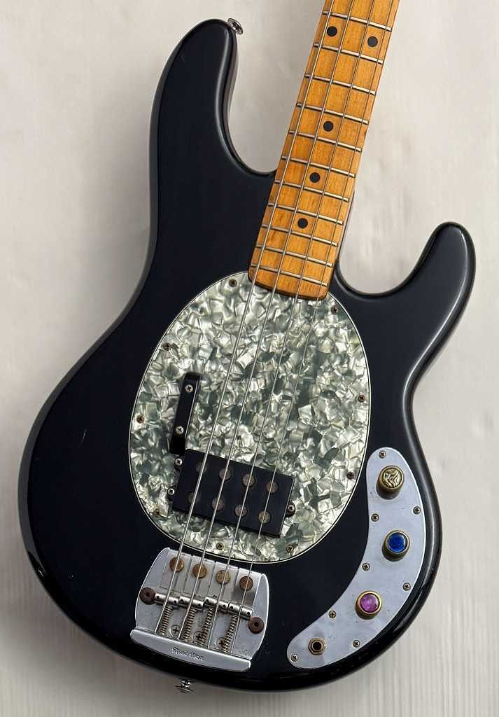 1982 Stingray | 【クロサワ楽器店オンラインショップ】いい楽器との