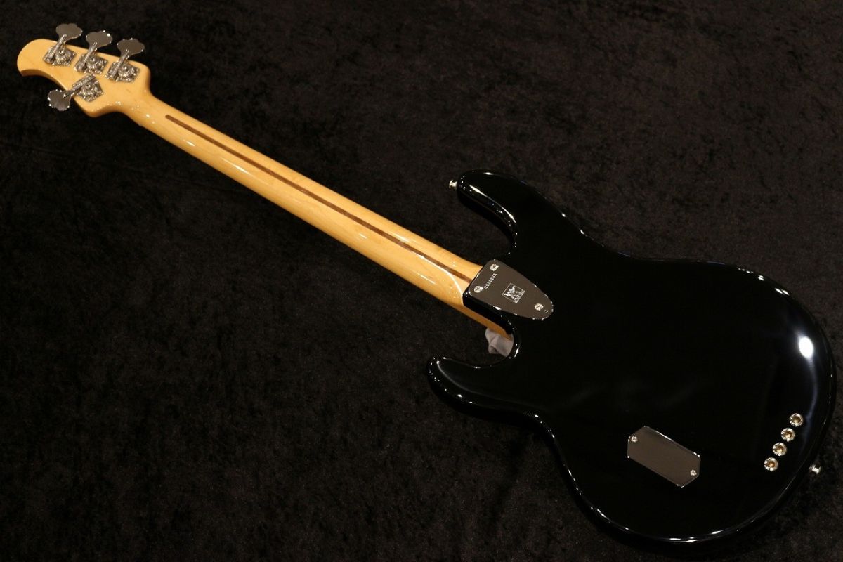 Retro '70s StingRay Bass / Black | 【クロサワ楽器店オンライン