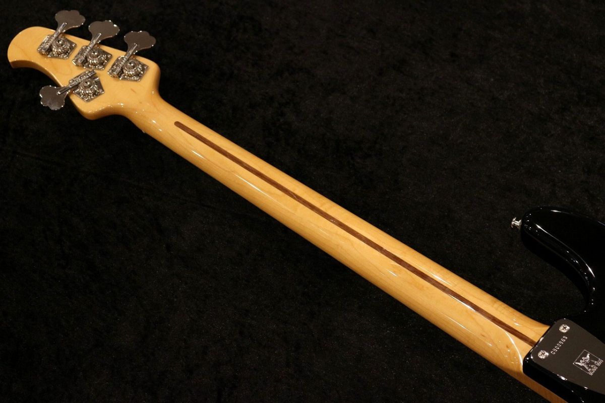 Retro '70s StingRay Bass / Black | 【クロサワ楽器店オンライン