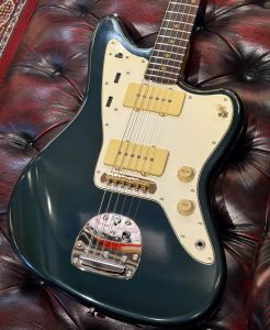 Vintage エレキギター 31D+kcBLXJL.jpg