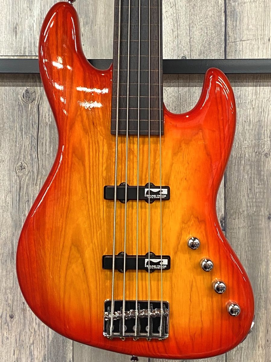 JB TYPE -Cherry Sunburst- | 【クロサワ楽器店オンラインショップ