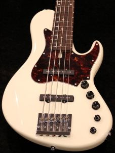saitias guitars Lexell 5 Standard /Vintage White 【4.15kg】【Kariya製PU×Humpback製プリアンプ】