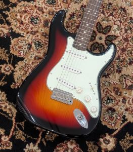 SELVA サンバースト エレキギター サンバースト 系、シンクロタイプのエレキギター検索結果一覧