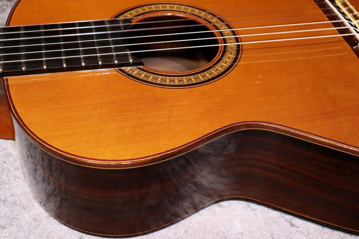ホセ・ラミレス【USED】2005年製 2E【甘美な鳴りです】【池袋店在庫品 