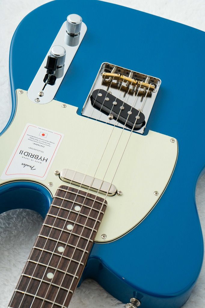 MADE IN JAPAN HYBRID TELECASTER Rosewood Fingerboard Forest Blue