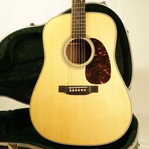Martin、ドレッドノート タイプのアコースティックギター検索結果一覧