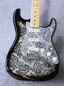 Fender Made in Japan Limited Stratocaster Paisley Black #JD25021034 【限定モデル】【3.50kg】