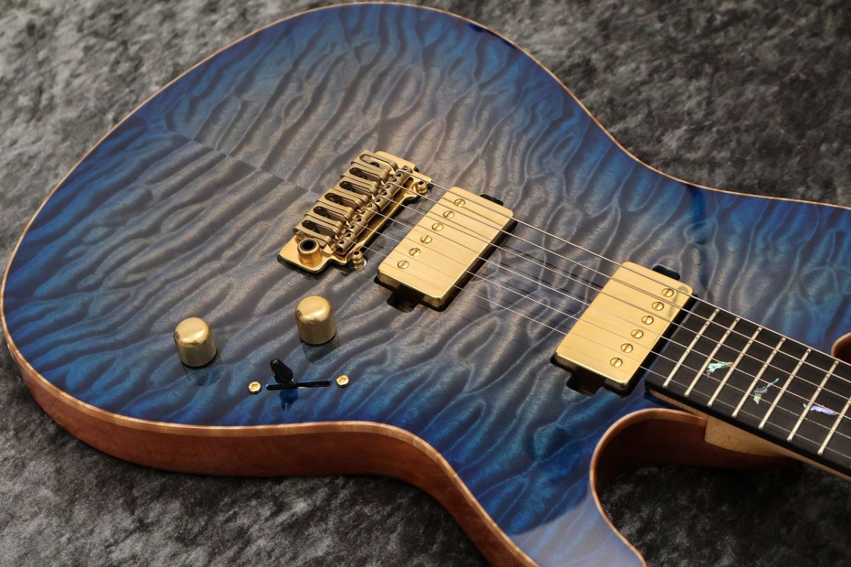 Custom Order DS496E 6A Quilt Maple/HM/F-Maho Dark See Through Blue
