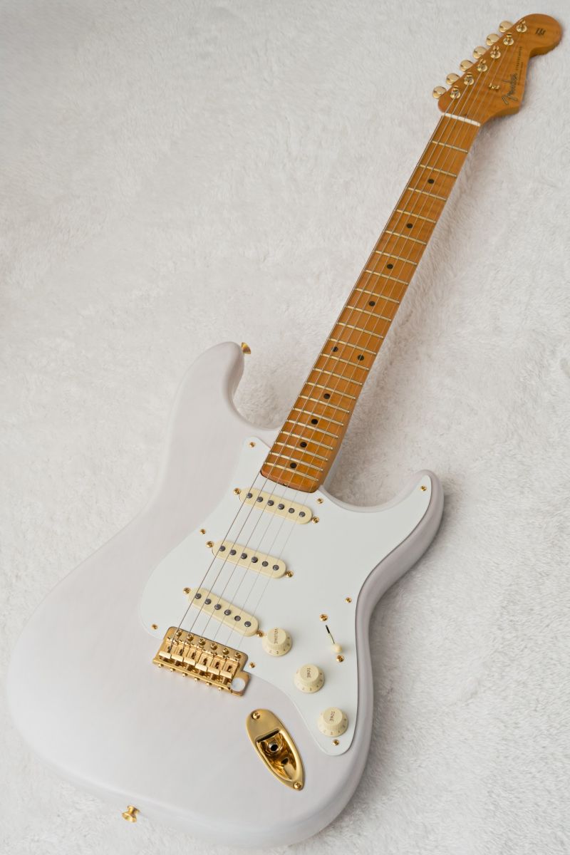 Limited Edition American Vintage II 1957 Stratocaster 3A Flame