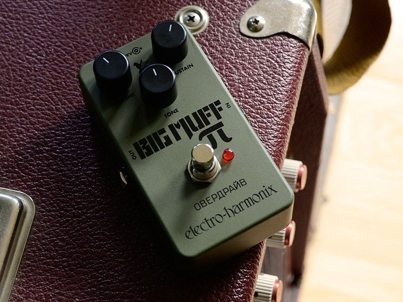 Green Russian Big Muff Distortion/Sustainer | 【クロサワ楽器店