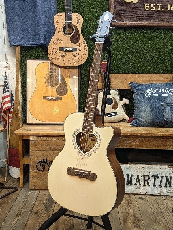 あちゃこ CAF-85HCW-C ~chay 直筆サイン入り 10th Anniversary Year Model