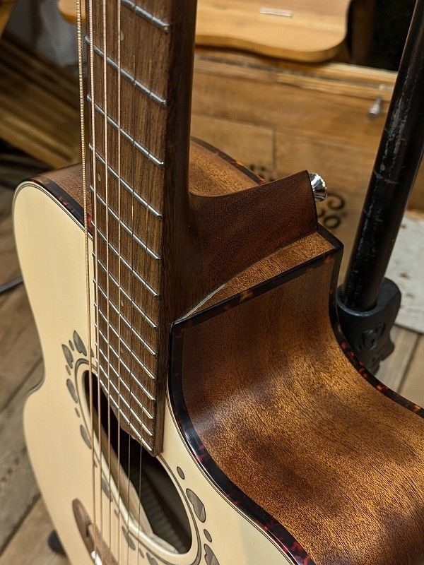 CAF-85HCW-C ~chay 直筆サイン入り 10th Anniversary Year Model