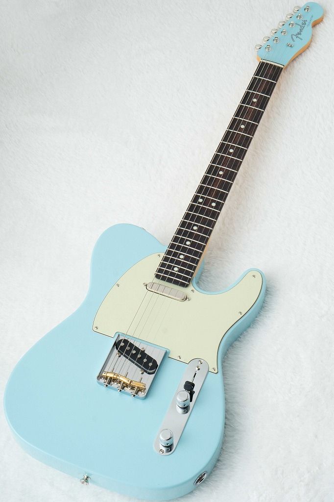 テレキャスタータイプ コンポーネントギター【ダフネブルー】 新しいテレキャス、ダフネブルー 🩵 : r/guitarporn
