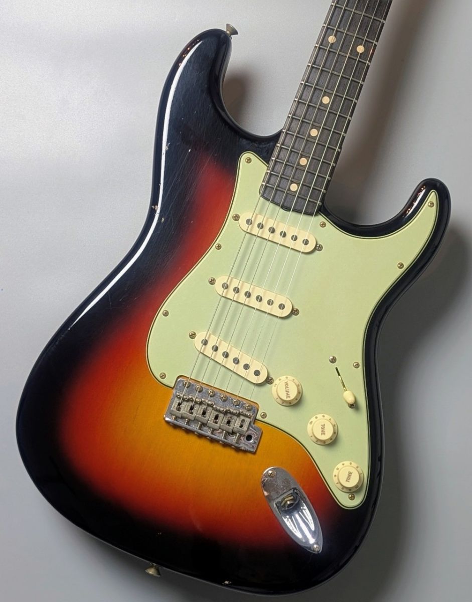 ギター Fender Custom Shop 1960 Stratocaster 1700609_r1.jpg