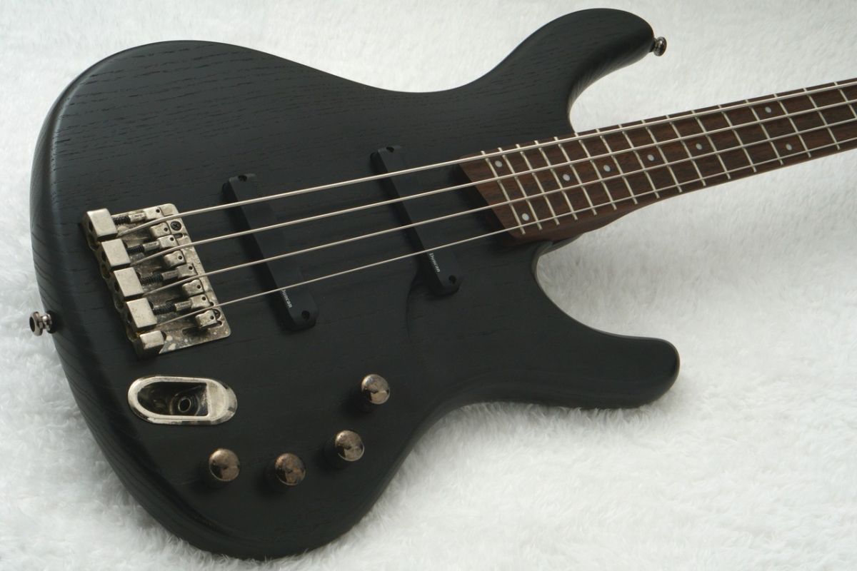 【希少】Ibanez EDB550 Black ソフトケース付き 希少】Ibanez EDB550 Black ソフトケース付き