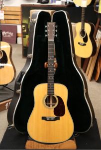 Martin、ドレッドノート タイプのアコースティックギター検索結果一覧