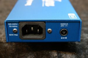 美品　Strymon Zuma R300 パワーサプライ Strymon Zuma R300 パワーサプライ Strymon Zuma R300 Power Supply