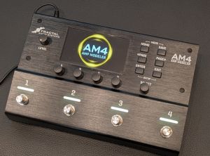 FRACTAL AUDIO SYSTEMS AM4 初回入荷分