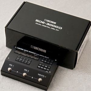 BOSS SDE-3000D Dual Digital Delay 【元箱・アダプター付属】【USED】