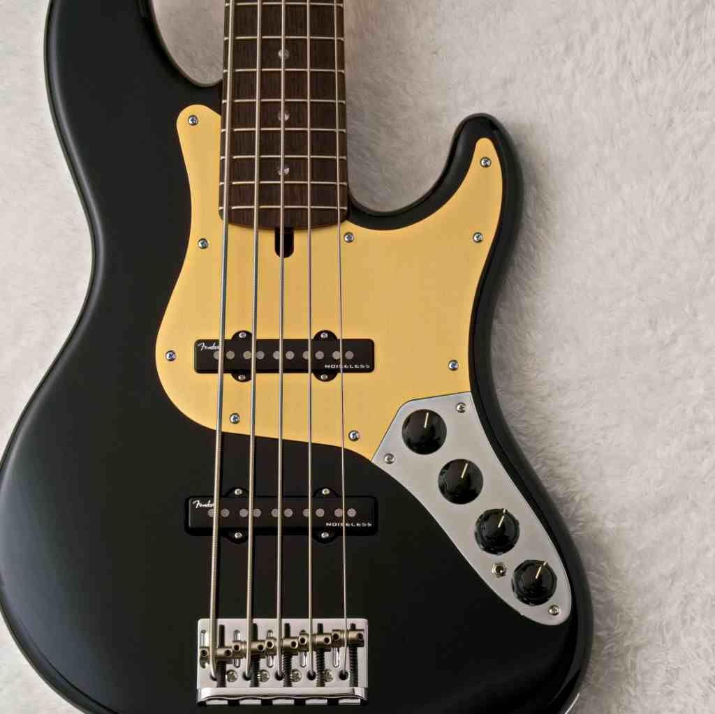 Deluxe Jazz Bass V Kazuki Arai Edition Black | 【クロサワ楽器店