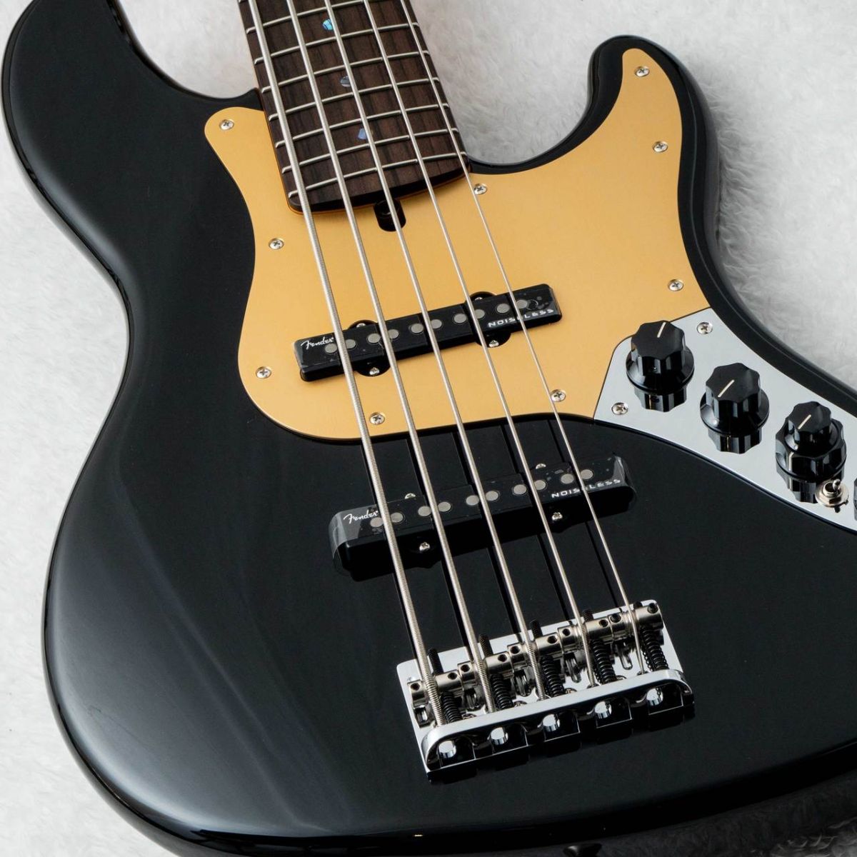 Made in Japan Artist Deluxe Jazz Bass V KAZUKI ARAI Black