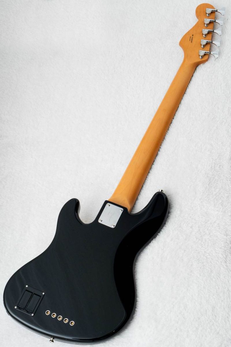 Made in Japan Artist Deluxe Jazz Bass V KAZUKI ARAI Black