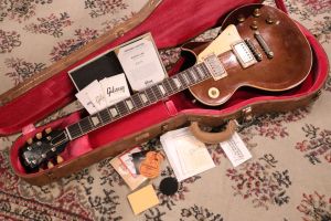 e5b95459-06b3-4634-9d8b-