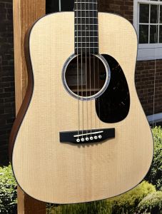 ナチュラル / 木目 系のアコースティックギター検索結果一覧