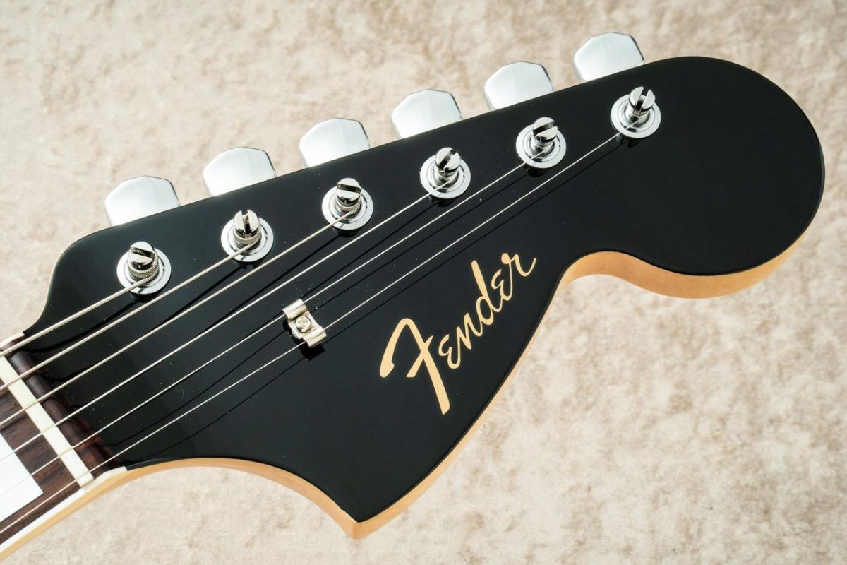 Made in Japan Traditional II Late 60s Jaguar Black Matching Head