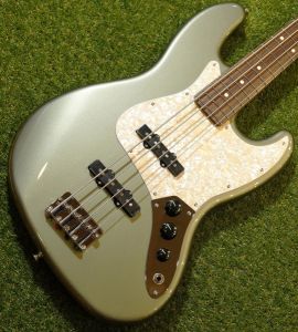 Fender、ローズウッド指板のベース検索結果一覧 | 【クロサワ楽器店