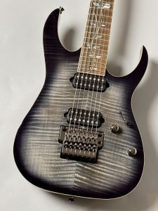 Ibanez8弦 エレキギター ブラック 24フレット Ibanez8弦 エレキギター