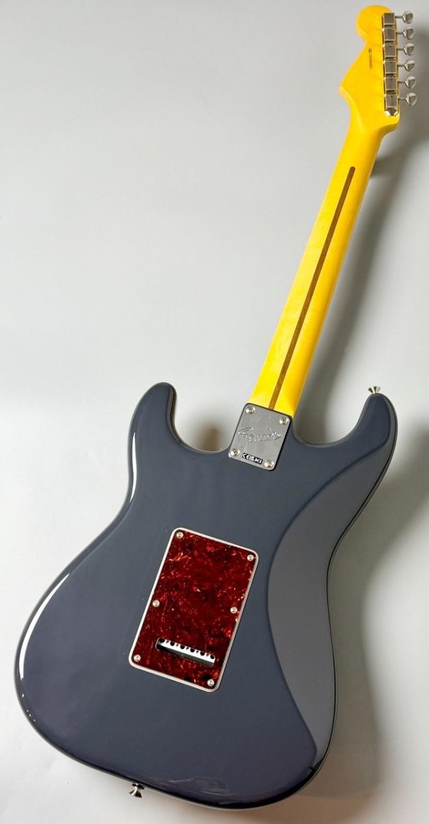 American Professional Classic Stratocaster -Faded Black