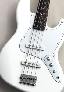 白 系、4弦のベース検索結果一覧 | 【クロサワ楽器店オンライン