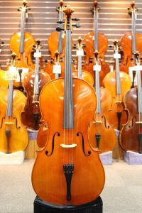 Josef Schuster【中古品】 | 【クロサワ楽器店オンラインショップ