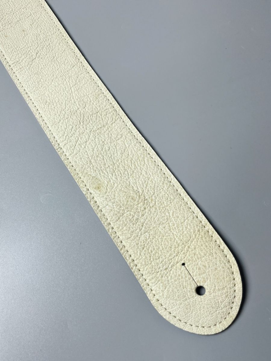 白なめし 鹿革ストラップ | 【クロサワ楽器店オンラインショップ】いい