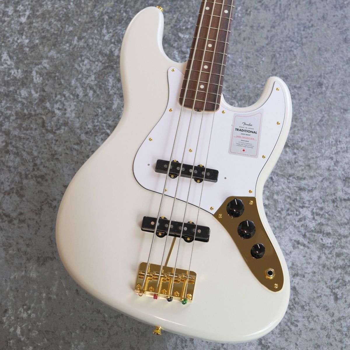 Made in Japan Traditional 2025 Collection '60s Jazz Bass - White