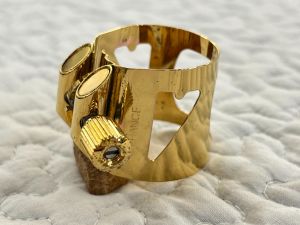 Optimum アルトサックスリガチャー | 【クロサワ楽器店オンライン