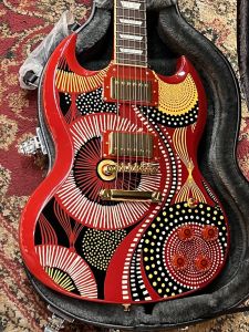 Epiphone 【NEW】 Fatoumata Diawara SG ~ Ember Red with Malian Graphic ~ #25071522881 [3.10kg] [送料込] [3.10kg] [送料込][ファトゥマタ・ディアワラ シグネチャー]【G-Club TOKYO】