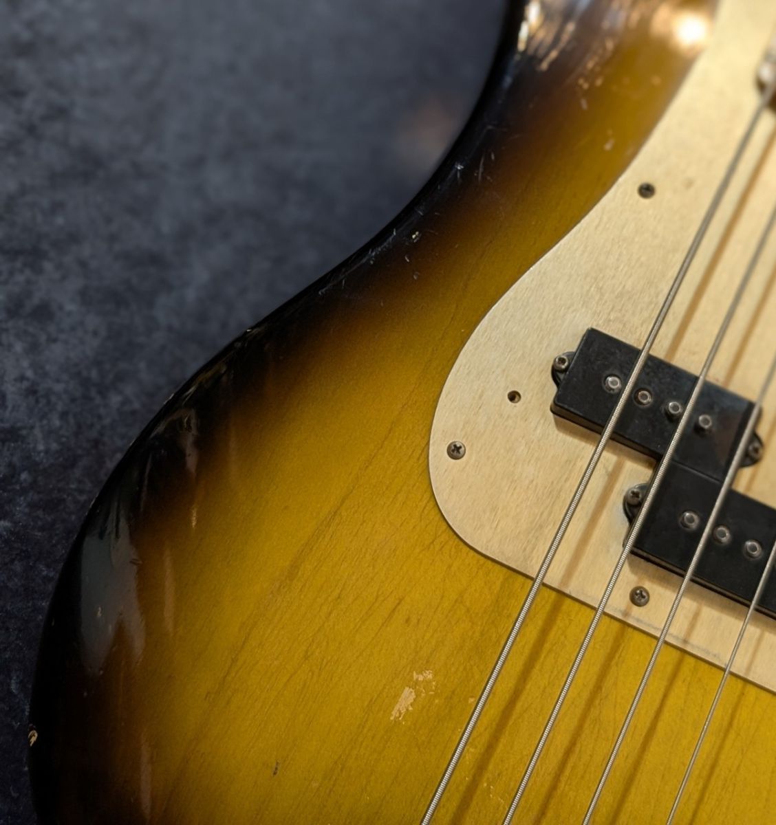 1957 Precision Bass Relic -2 Tone Sunburst-【重量3.98kg】【2006年